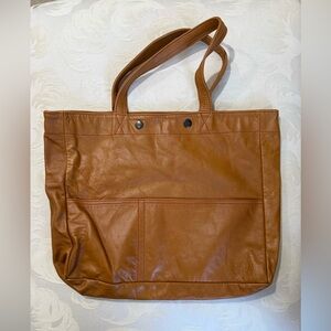 Calma‎ Chicha Brown Learher Tote